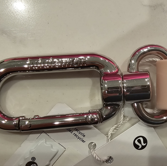 Lululemon bundle. Pink. Eveywhere bag, water bottle, Never lost - Picture 8 of 8